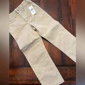 Boys Gap 4T khaki pants with stretch NWT